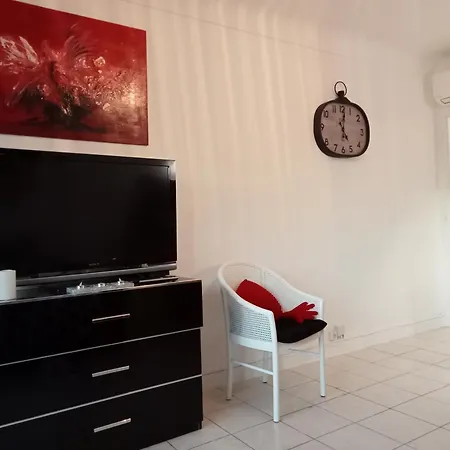 De L'hippodrome كانيو سور مير